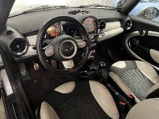 Mini Mini Mini (R56) Hatchback 1.6 16V Cooper S (N14-B16A) [128kW]  (10-2006/02-=
2010) picture 10