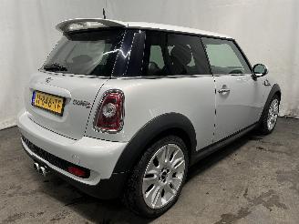 Mini Mini Mini (R56) Hatchback 1.6 16V Cooper S (N14-B16A) [128kW]  (10-2006/02-=
2010) picture 5