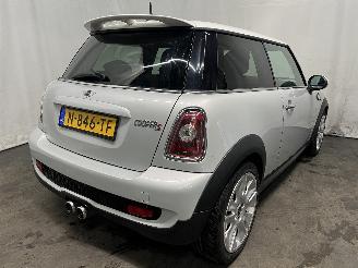Mini Mini Mini (R56) Hatchback 1.6 16V Cooper S (N14-B16A) [128kW]  (10-2006/02-=
2010) picture 4