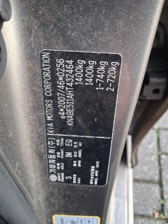 Kia Picanto Picanto (TA) Hatchback 1.0 12V (G3LA) [49kW]  (05-2011/06-2017) picture 2