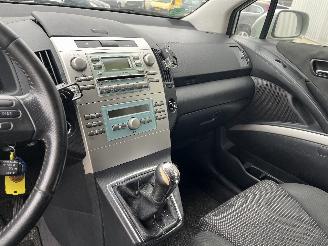 Toyota Corolla Corolla Verso (R10/11) MPV 2.2 D-4D 16V Cat Clean Power (2AD-FHV(Euro =
4)) [130kW]  (10-2005/03-2009) picture 18