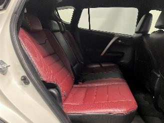 Toyota Rav-4 RAV4 (A4) Terreinwagen 2.5 Hybrid 16V VVT-i 4x2 (2ARFXE(Euro 6)) [145k=
W]  (10-2015/01-2019) picture 14