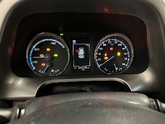 Toyota Rav-4 RAV4 (A4) Terreinwagen 2.5 Hybrid 16V VVT-i 4x2 (2ARFXE(Euro 6)) [145k=
W]  (10-2015/01-2019) picture 22