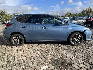 Toyota Auris Auris (E18) Hatchback 5-drs 1.8 16V Hybrid (2ZRFXE) [100kW]  (10-2012/=
03-2019) picture 7