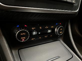 Mercedes A-klasse A (W176) Hatchback 2.0 A-45 AMG Turbo 16V 4-Matic (M133.980) [265kW]  =
(06-2013/05-2018) picture 20