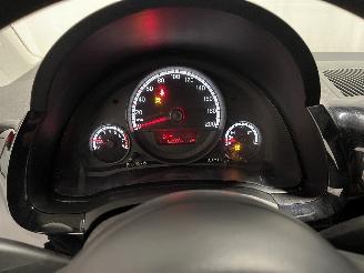 Volkswagen Up! Up! (121) Hatchback 1.0 12V 60 (CHYA) [44kW]  (08-2011/08-2020) picture 23
