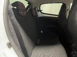 Citroën C1 C1 Hatchback 1.0 Vti 68 12V (1KR-FE(CFB)) [51kW]  (04-2014/04-2018) picture 17