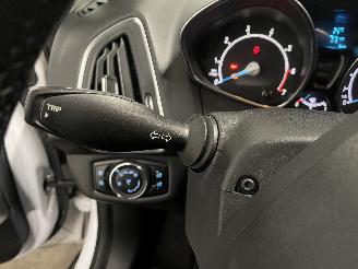 Ford B-Max B-Max (JK8) MPV 1.0 EcoBoost 12V 100 (SFJA(Euro 5)) [74kW]  (10-2012/1=
2-2017) picture 19
