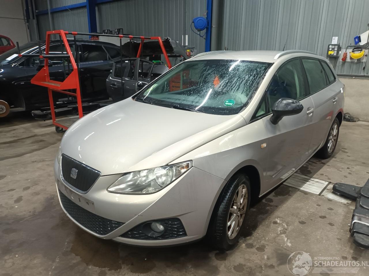 Seat Ibiza Ibiza ST (6J8) Combi 1.2 TDI Ecomotive (CFWA) [55kW]  (04-2010/05-2015=
)