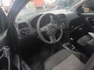 Volkswagen Polo Polo V (6R) Hatchback 1.2 12V (CGPB(Euro 5)) [44kW]  (06-2009/05-2014)= picture 5