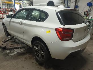 BMW 1-serie 1 serie (F21) Hatchback 3-drs 114i 1.6 16V (N13-B16A) [75kW]  (12-2011=
/03-2015) picture 4