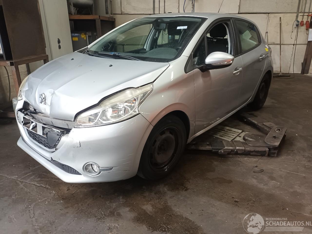 Peugeot 208 208 I (CA/CC/CK/CL) Hatchback 1.4 16V (EP3C(8FP)) [70kW]  (03-2012/12-=
2019)