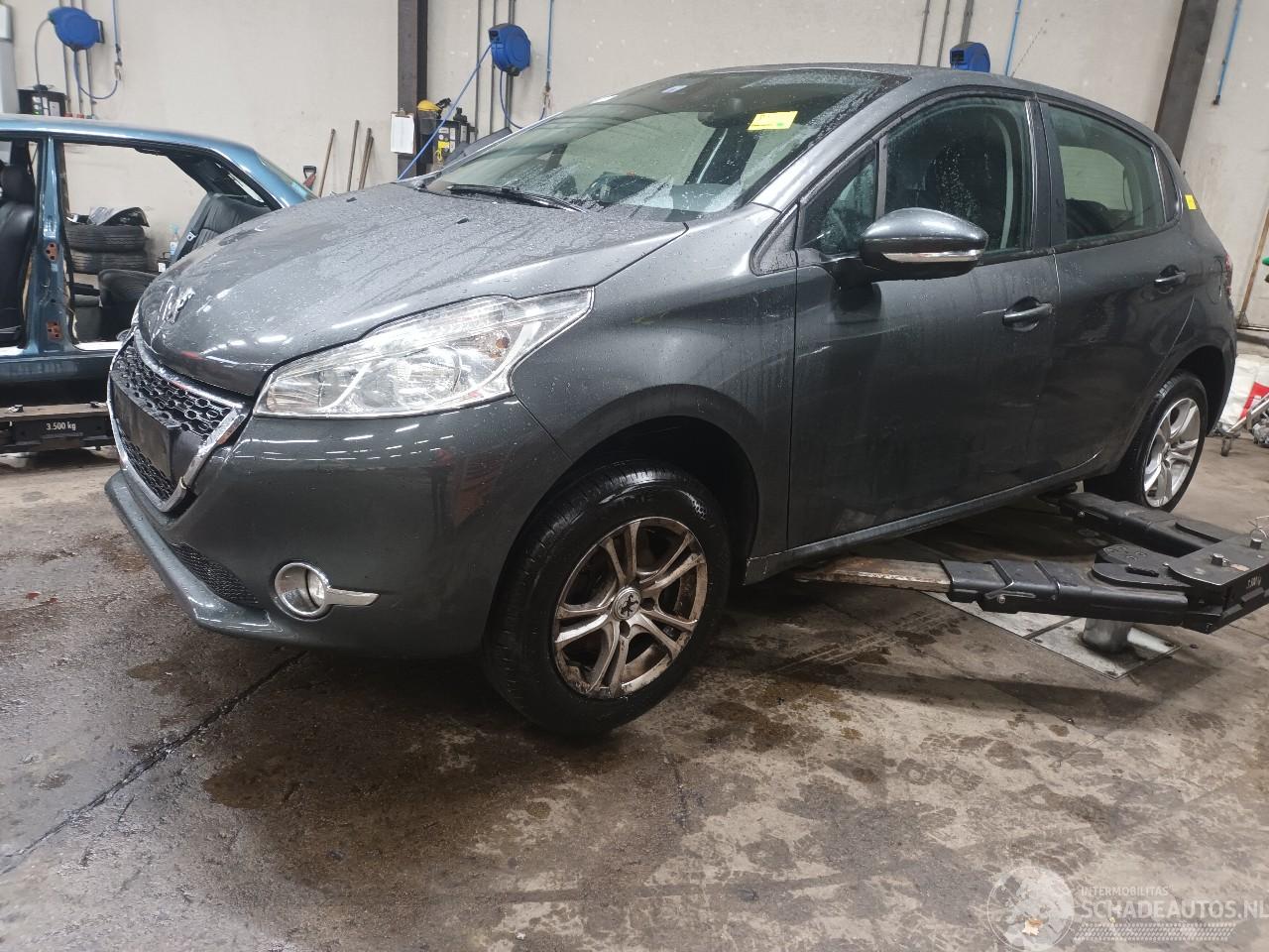 Peugeot 208 208 I (CA/CC/CK/CL) Hatchback 1.2 Vti 12V PureTech 82 (EB2F(HMZ)) [60k=
W]  (03-2012/12-2019)