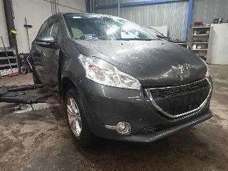 Peugeot 208 208 I (CA/CC/CK/CL) Hatchback 1.2 Vti 12V PureTech 82 (EB2F(HMZ)) [60k=
W]  (03-2012/12-2019) picture 2