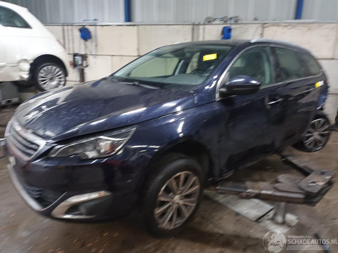 Peugeot 308 308 SW (L4/L9/LC/LJ/LR) Combi 5-drs 1.2 12V e-THP PureTech 130 (EB2DTS=
(HNY)) [96kW]  (03-2014/06-2021)