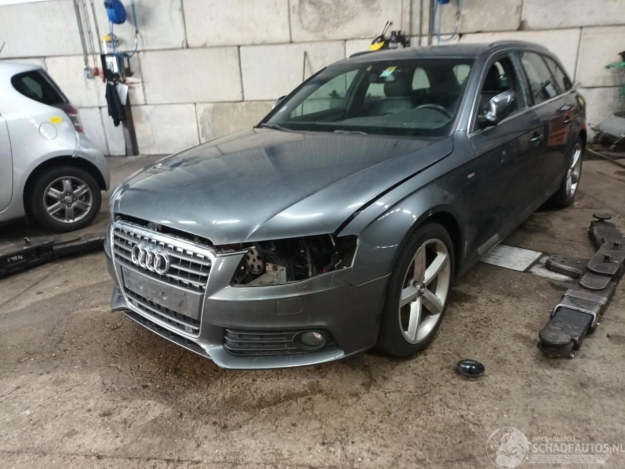 Audi A4 A4 Avant (B8) Combi 2.0 TFSI 16V (CDNB(Euro 5)) [132kW]  (06-2008/12-2=
015)