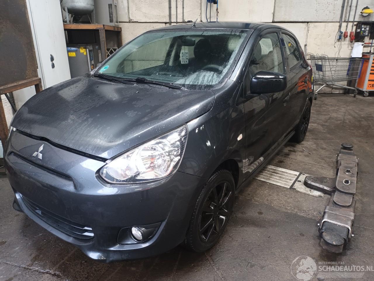 Mitsubishi Space-star Space Star (A0) Hatchback 1.0 12V (3A90(Euro 5)) [52kW]  (05-2012/...)=