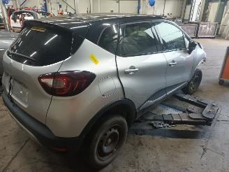 Renault Captur Captur I (2R) SUV 0.9 Energy TCE 12V (H4B-B4) [66kW]  (03-2015/...) picture 3