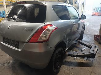 Suzuki Swift Swift (ZA/ZC/ZD) Hatchback 1.2 16V (K12B) [69kW]  (10-2010/04-2017) picture 3