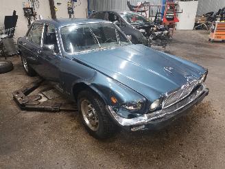 Jaguar XJ XJ6 series I/II/III Sedan 4.2 Series II/III (XK(4.2)) [150kW]  (09-197=
9/12-1987) picture 2