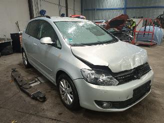 Volkswagen Golf Golf Plus (5M1/1KP) MPV 1.2 TSI BlueMOTION (CBZB) [77kW]  (11-2009/12-=
2013) picture 2