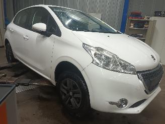 Peugeot 208 208 I (CA/CC/CK/CL) Hatchback 1.2 Vti 12V PureTech 82 (EB2F(HMZ)) [60k=
W]  (03-2012/12-2019) picture 2