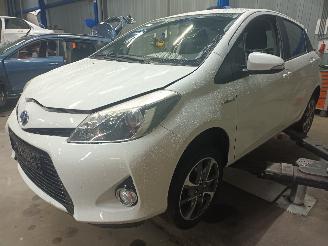 Sloopauto Toyota Yaris Yaris III (P13) Hatchback 1.5 16V Hybrid (1NZ-FXE) [74kW]  (03-2012/09=
-2020) 2014/2