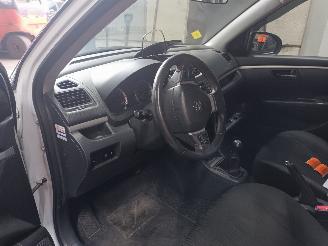 Suzuki Swift Swift (ZA/ZC/ZD) Hatchback 1.2 16V (K12B) [69kW]  (10-2010/04-2017) picture 5