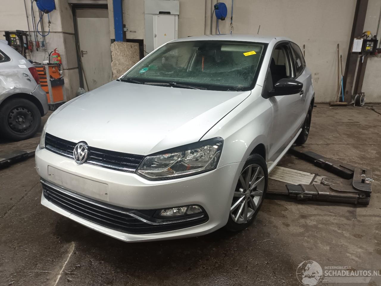 Volkswagen Polo Polo V (6R) Hatchback 1.4 TDI (CUSA(Euro 6)) [55kW]  (03-2014/10-2017)=