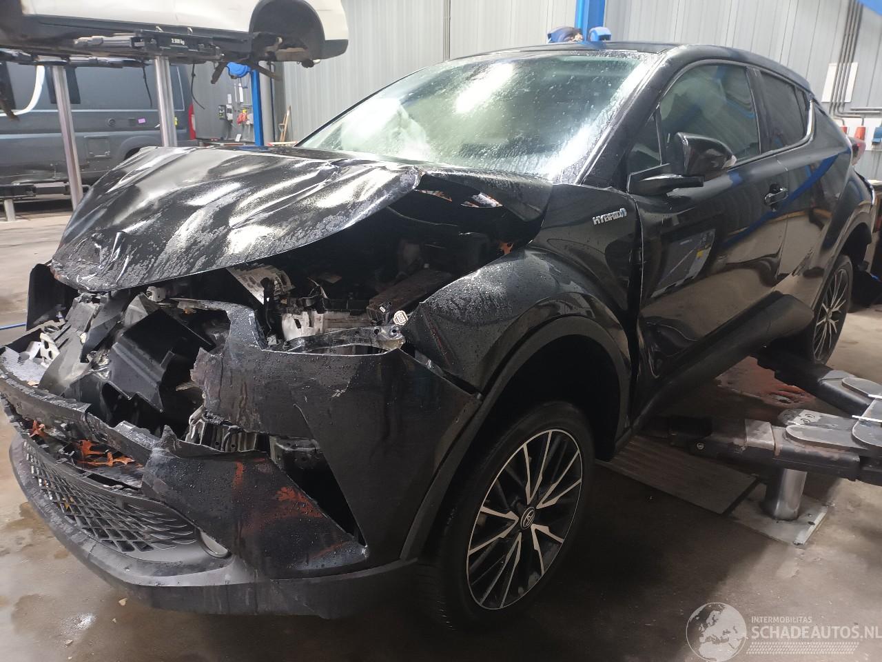 Toyota C-HR C-HR (X1,X5) SUV 1.8 16V Hybrid (2ZRFXE) [90kW]  (10-2016/...)