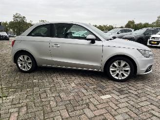 Audi A1 A1 (8X1/8XK) Hatchback 3-drs 1.4 TFSI 16V 122 (CAXA(Euro 5)) [90kW]  (=
05-2010/04-2015) picture 7