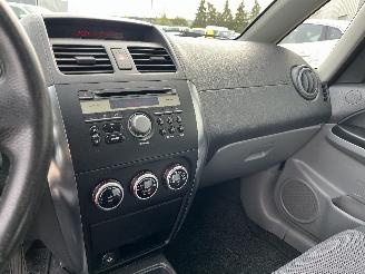 Suzuki SX4 SX4 (EY/GY) SUV 1.6 16V VVT Comfort,Exclusive (M16A VVT) [79kW]  (06-2=
006/...) picture 20