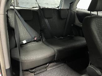 Toyota Yaris Yaris II (P9) Hatchback 1.3 16V VVT-i (2SZFE) [64kW]  (08-2005/11-2010=
) picture 12