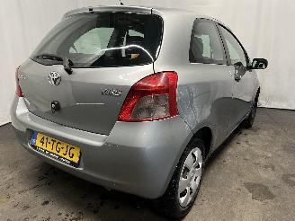 Toyota Yaris Yaris II (P9) Hatchback 1.3 16V VVT-i (2SZFE) [64kW]  (08-2005/11-2010=
) picture 5