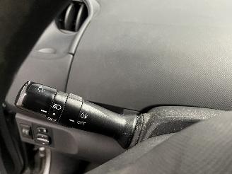 Toyota Yaris Yaris II (P9) Hatchback 1.3 16V VVT-i (2SZFE) [64kW]  (08-2005/11-2010=
) picture 18