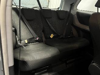 Toyota Yaris Yaris II (P9) Hatchback 1.0 12V VVT-i (1KR-FE) [51kW]  (08-2005/12-201=
1) picture 10