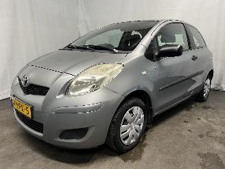 Toyota Yaris Yaris II (P9) Hatchback 1.0 12V VVT-i (1KR-FE) [51kW]  (08-2005/12-201=
1) picture 3