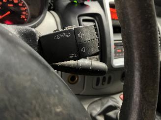 Renault Trafic Trafic New (FL) Van 2.0 dCi 16V 90 (M9R-630(M9R-A6)) [66kW]  (08-2006/=
06-2014) picture 28
