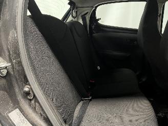 Citroën C1 C1 Hatchback 1.0 Vti 68 12V (1KR-FE(CFB)) [51kW]  (04-2014/04-2018) picture 23
