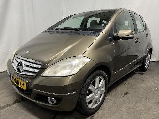 Mercedes A-klasse A (W169) Hatchback 1.5 A-150 (M266.920) [70kW]  (09-2004/06-2012) picture 2