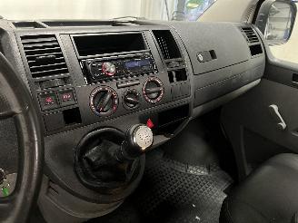 Volkswagen Transporter Transporter T5 Van 2.5 TDi (AXD) [96kW]  (04-2003/11-2009) picture 17