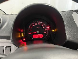 Nissan Pixo Pixo (D31S) Hatchback 1.0 12V (K10B(Euro 5)) [50kW]  (03-2009/10-2013)= picture 18
