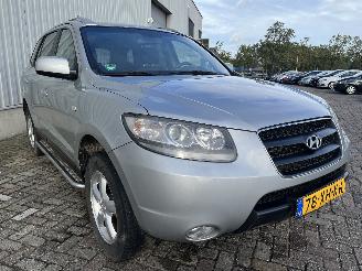 Hyundai Santa Fe Santa Fe II (CM) SUV 2.2 CRDi 16V 4x2 (D4EB) [114kW]  (03-2006/12-2009=
) picture 4