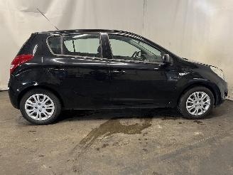 Hyundai I-20 i20 Hatchback 1.2i 16V (G4LA) [57kW]  (09-2008/12-2012) picture 5