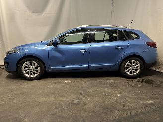 Renault Mégane Megane III Grandtour (KZ) Combi 5-drs 1.5 dCi 110 (K9K-636(K9K-A6)) [8=
1kW]  (02-2009/04-2016) picture 3