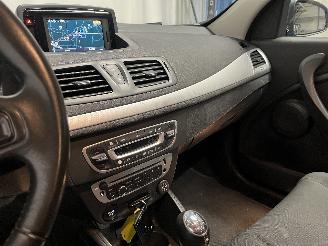 Renault Mégane Megane III Grandtour (KZ) Combi 5-drs 1.5 dCi 110 (K9K-636(K9K-A6)) [8=
1kW]  (02-2009/04-2016) picture 14