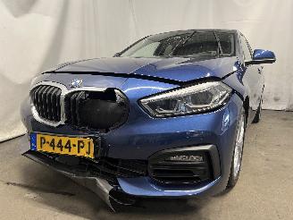 uszkodzony samochody osobowe BMW 1-serie 1 serie (F40) Hatchback 120i 2.0 TwinPower 16V (B48-A20F) [131kW]  (11=
-2020/...) 2022/6