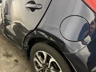 Mazda 2 2 (DJ/DL) Hatchback 1.5 SkyActiv-G 90 (P5Y8) [66kW]  (08-2014/11-2017)= picture 8