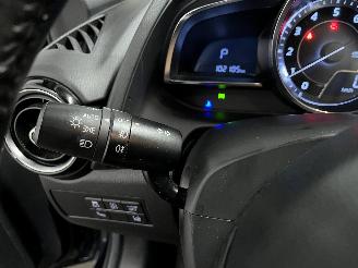 Mazda 2 2 (DJ/DL) Hatchback 1.5 SkyActiv-G 90 (P5Y8) [66kW]  (08-2014/11-2017)= picture 23