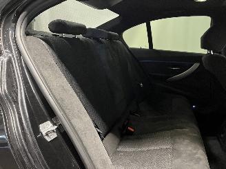 BMW 3-serie 3 serie (F30) Sedan 330e (B48-B20A) [185kW]  (11-2015/10-2018) picture 10